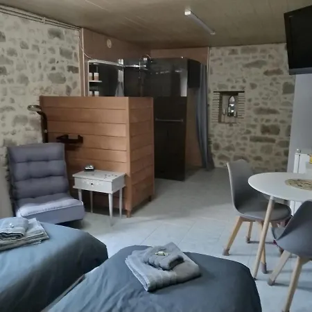 Chambre Gite Du Gardoir Boresse-et-Martron Exterior photo